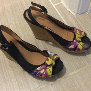Wedge open toe shoes